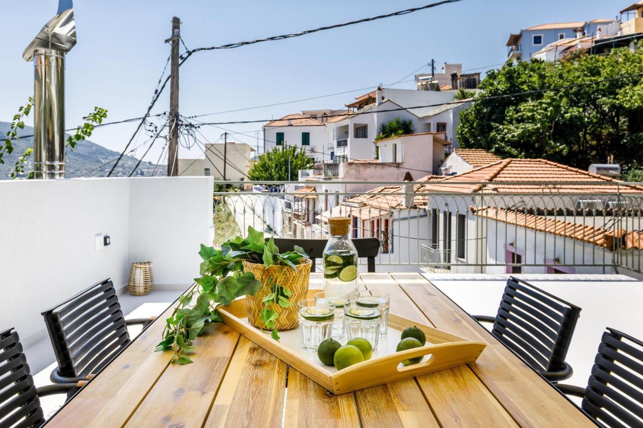 Breezy Rooftop House Skopelos stad Exteriör bild