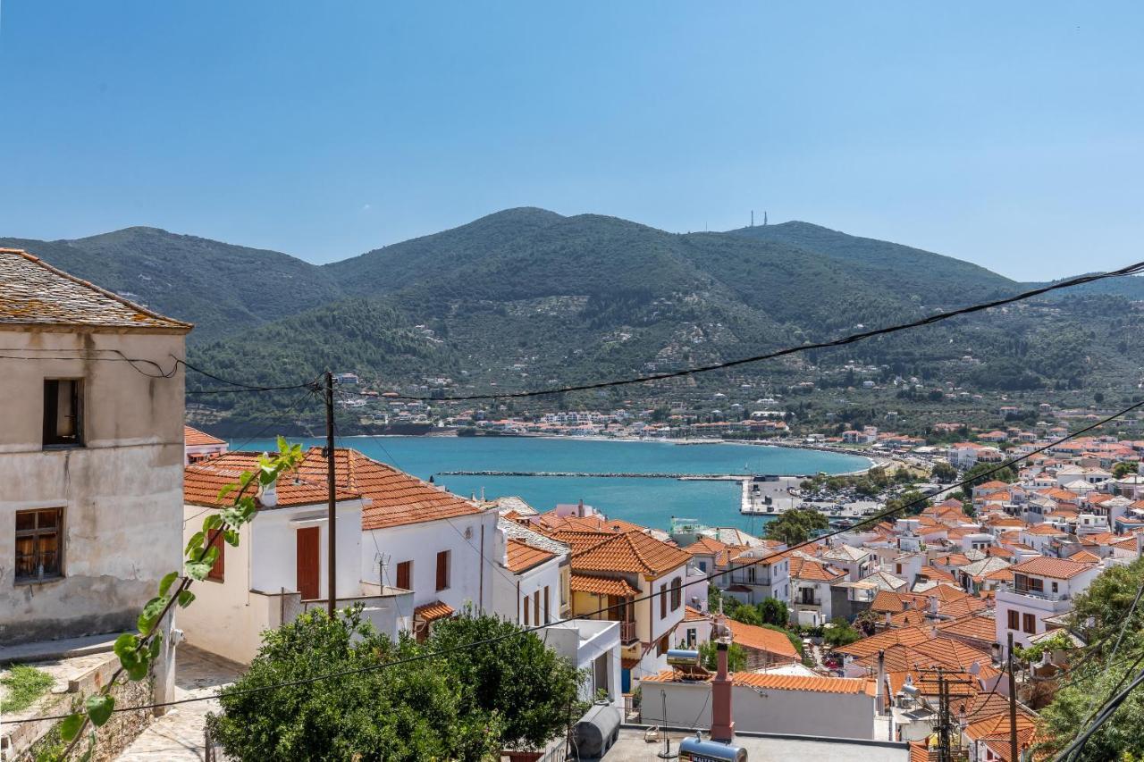 Breezy Rooftop House Skopelos stad Exteriör bild